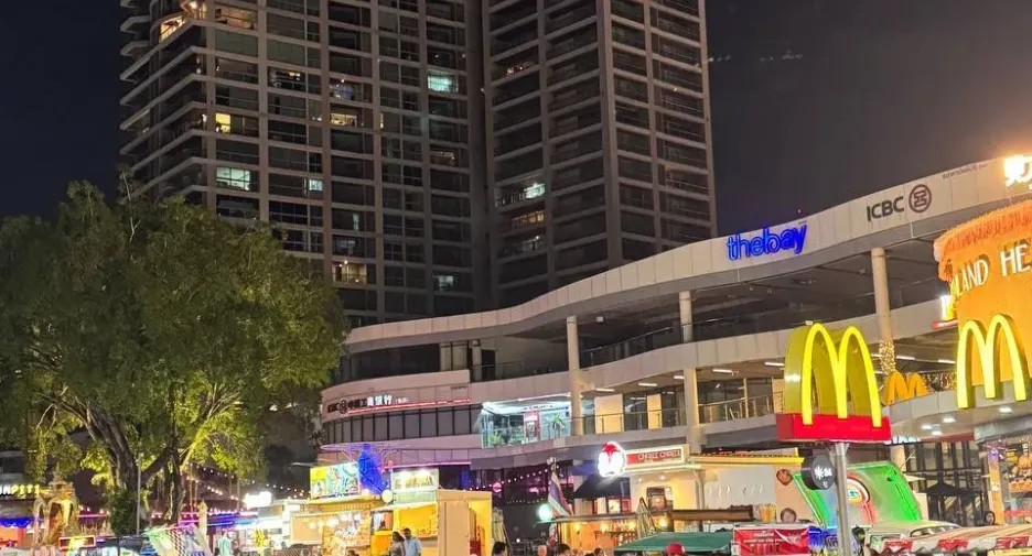 Condo en alquiler de 1 habitaciones en Bang Lamung, Chonburi