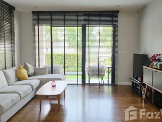 For sale 4 bedrooms house in Bangkok Noi, Bangkok