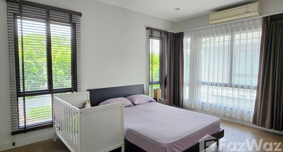 Casa en venta de 4 habitaciones en Bangkok Noi, Bangkok