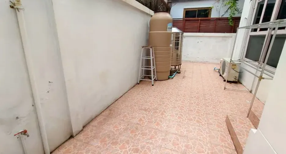 Reihenhaus zur Miete mit 2 Zimmer in Bang Lamung, Chonburi