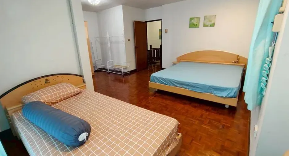 Reihenhaus zur Miete mit 2 Zimmer in Bang Lamung, Chonburi
