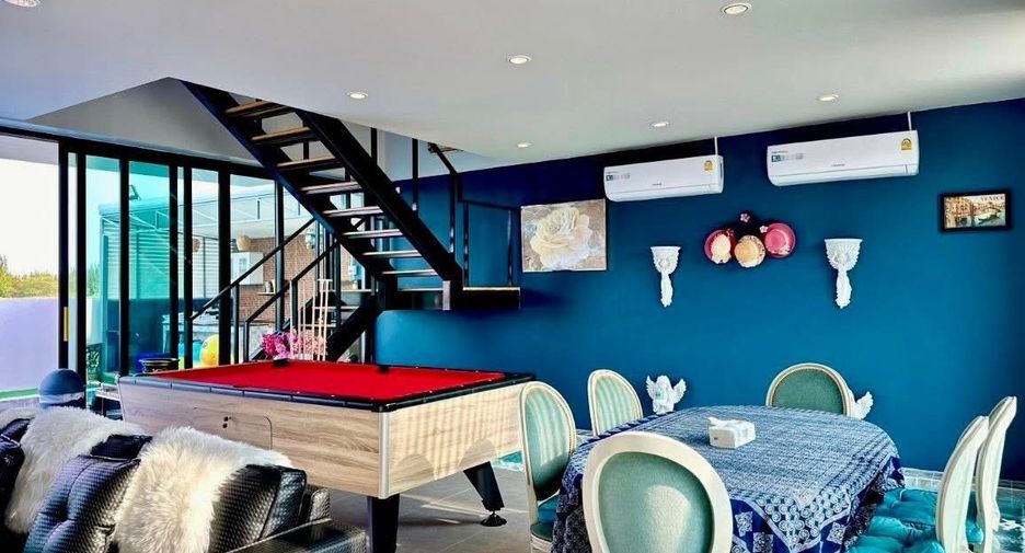For rent 4 bedrooms villa in Hua Hin, Prachuap Khiri Khan