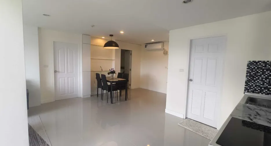 For sale and for rent 2 bedrooms condo in Kathu, Phuket