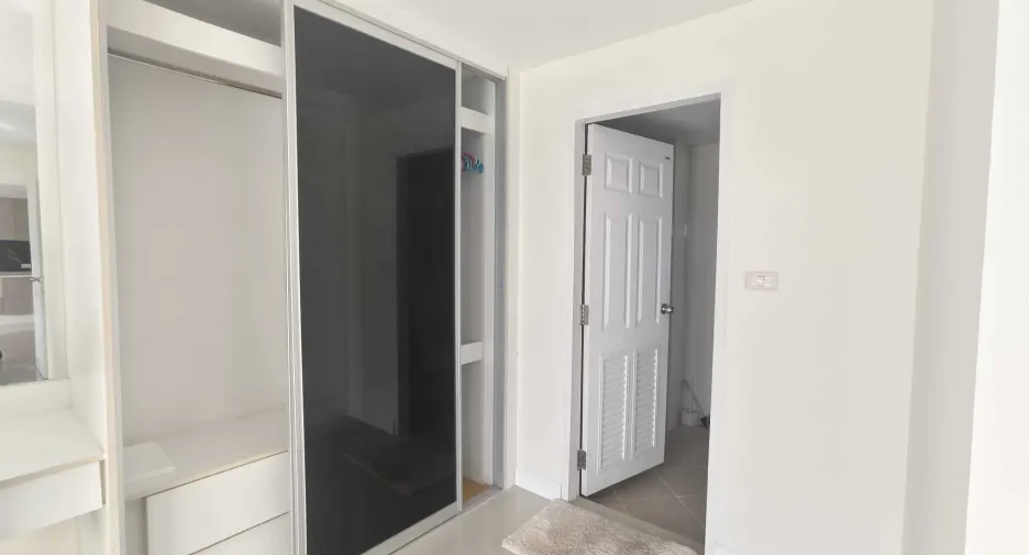 For sale and for rent 2 bedrooms condo in Kathu, Phuket