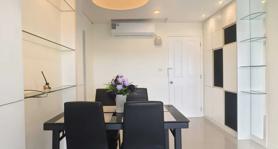 For sale and for rent 2 bedrooms condo in Kathu, Phuket