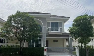 For rent 3 bedrooms house in Mueang Pathum Thani, Pathum Thani