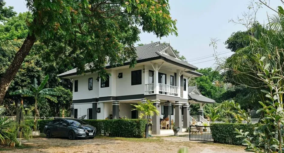 Haus zum Kauf mit 4 Zimmer in Saraphi, Chiang Mai