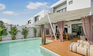 For sale 4 ベッドルーム villa in Mueang Phuket, Phuket