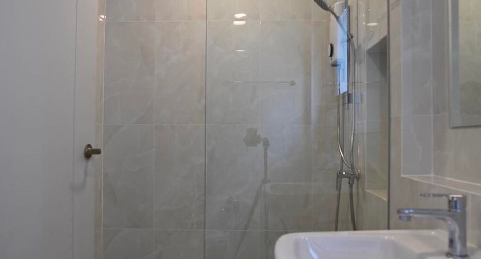 For sale and for rent 4 bedrooms house in Bang Phli, Samut Prakan