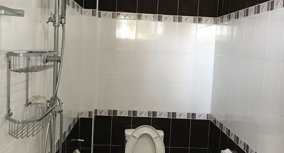 For rent 1 bed retail Space in Sawang Daen Din, Sakon Nakhon