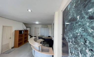 Haus zum Kauf mit 3 Zimmer in Mueang Phuket, Phuket