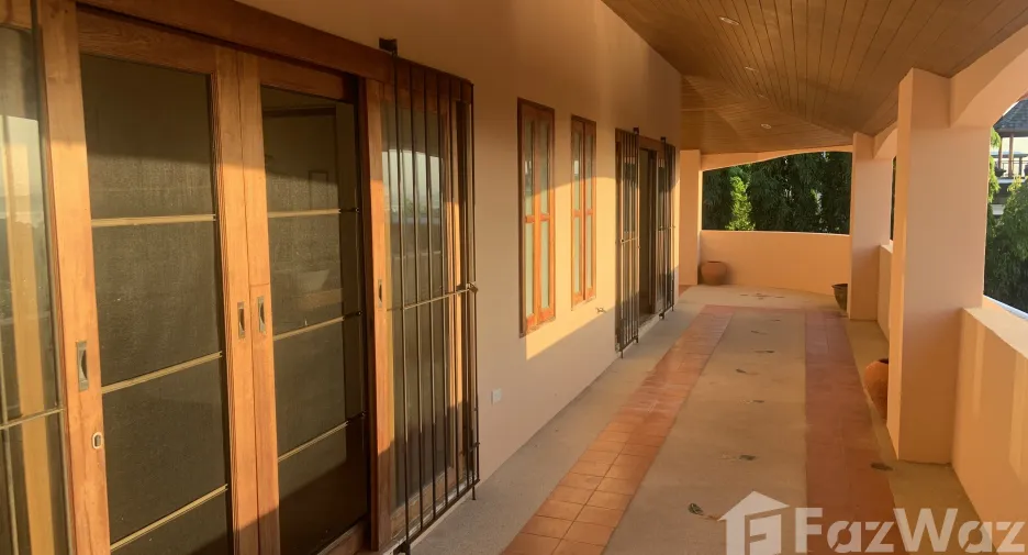 Villa en venta y en alquiler de 6 habitaciones en Mueang Phuket, Phuket