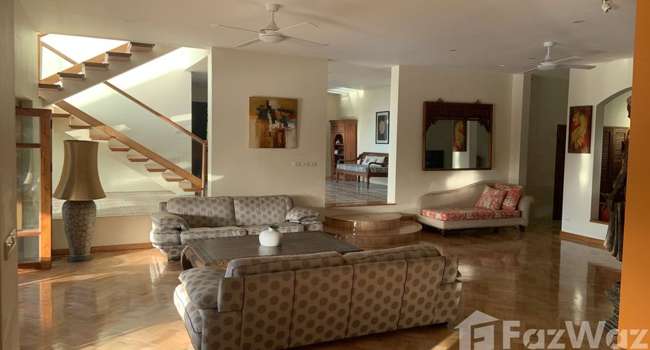 Villa en venta y en alquiler de 6 habitaciones en Mueang Phuket, Phuket