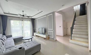 À louer 3 chambres maison à Bang Lamung, Chonburi