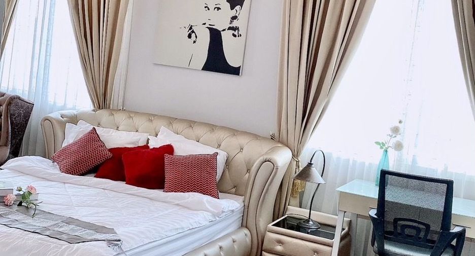 Condo en venta y en alquiler de 5 habitaciones en Huai Khwang, Bangkok