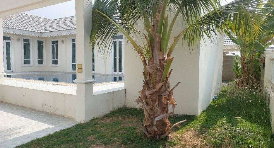 For rent 3 bedrooms villa in Hua Hin, Prachuap Khiri Khan