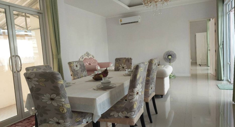 For rent 3 bedrooms villa in Hua Hin, Prachuap Khiri Khan