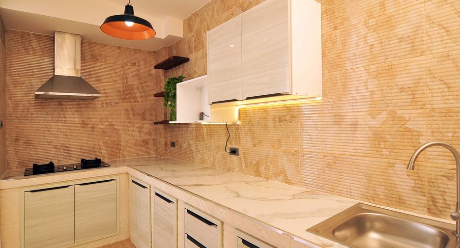 For sale 3 bedrooms townhouse in Bueng Kum, Bangkok