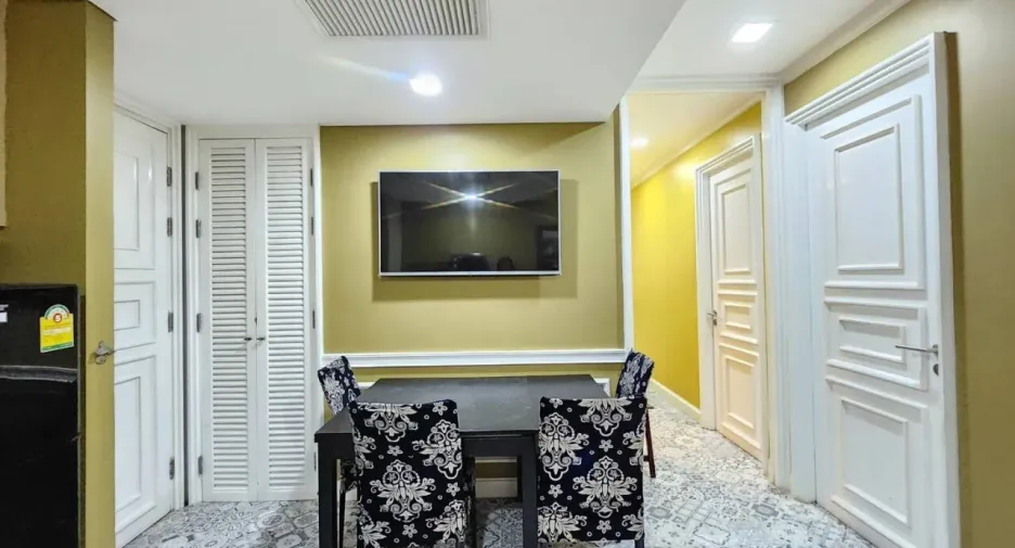 For rent 2 bedrooms condo in Hua Hin, Prachuap Khiri Khan