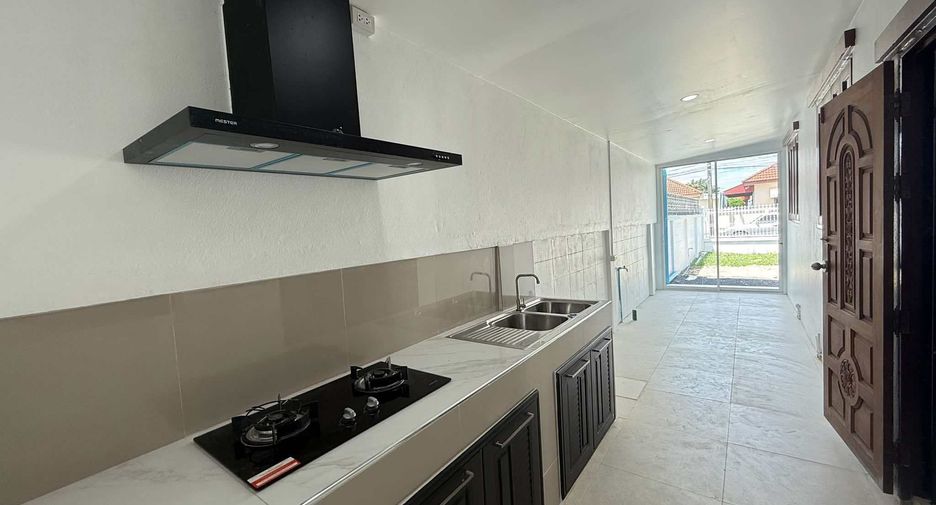 For rent 3 ベッドルーム house in Mueang Phuket, Phuket