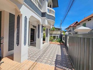 À louer 3 chambres maison à Bang Lamung, Chonburi