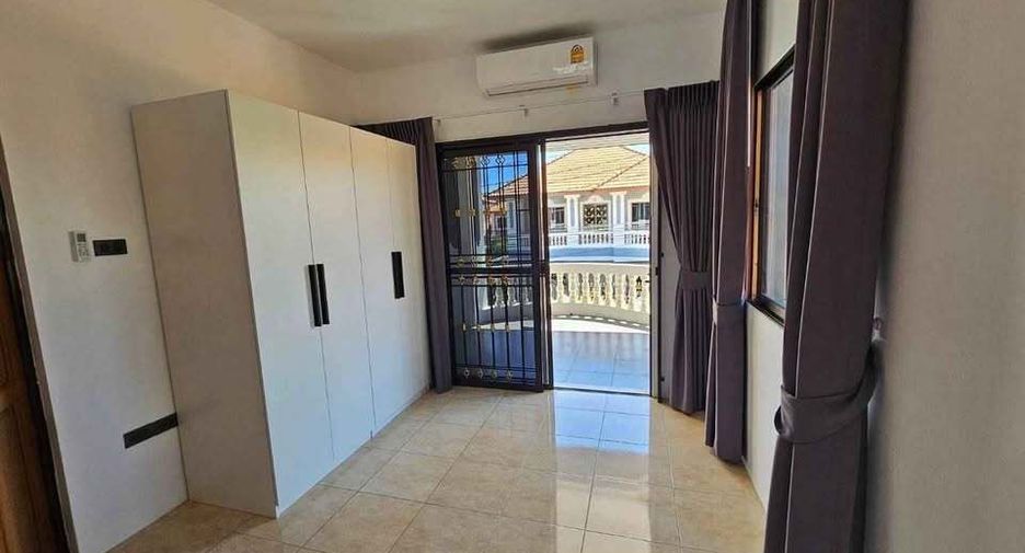 For rent 3 bedrooms house in Bang Lamung, Chonburi