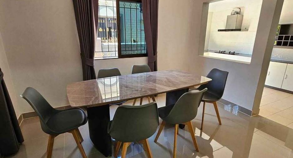 For rent 3 bedrooms house in Bang Lamung, Chonburi