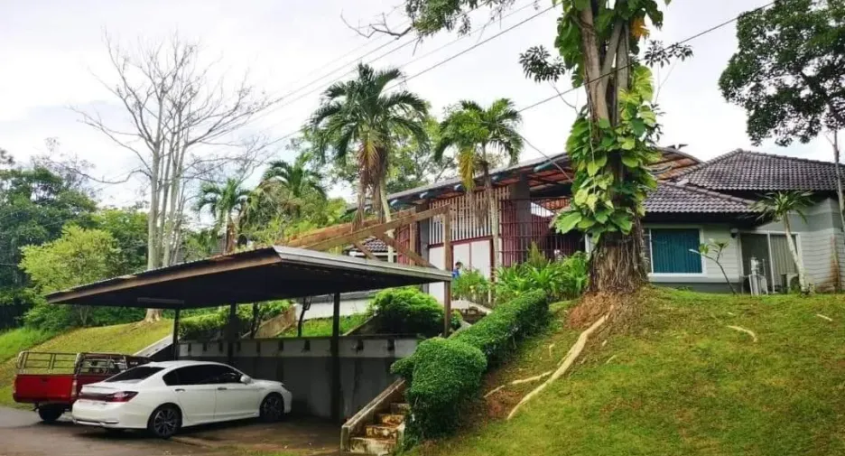For sale and for rent 4 bedrooms house in Bang Lamung, Chonburi