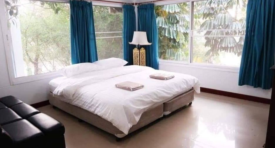 For sale and for rent 4 bedrooms house in Bang Lamung, Chonburi