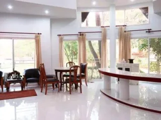 Haus zum Kauf und zur Miete mit 4 Zimmer in Bang Lamung, Chonburi
