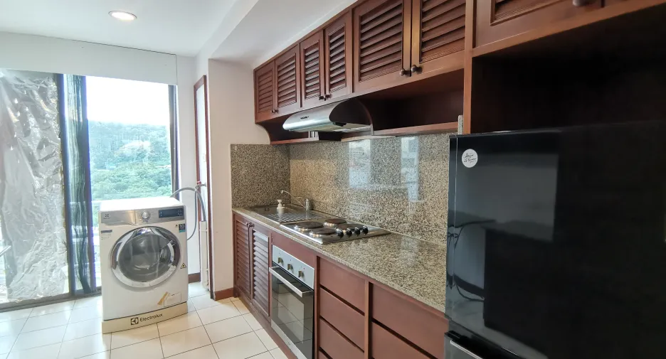 À louer 1 chambre appartement à Bang Lamung, Chonburi