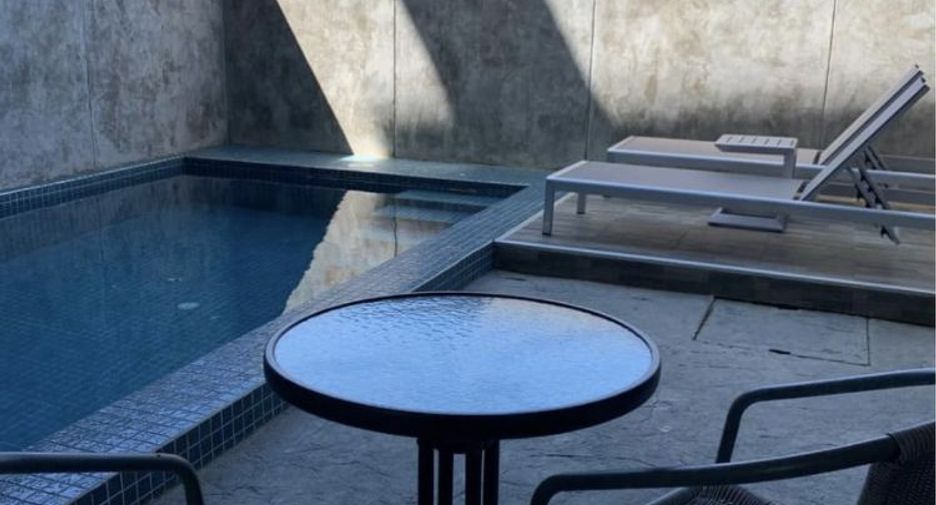 For rent 3 bedrooms townhouse in Kathu, Phuket