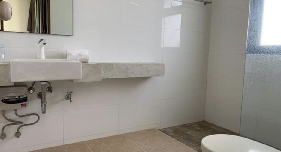 For rent 3 bedrooms townhouse in Kathu, Phuket