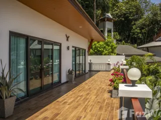 For sale and for rent 4 bedrooms villa in Mueang Phuket, Phuket