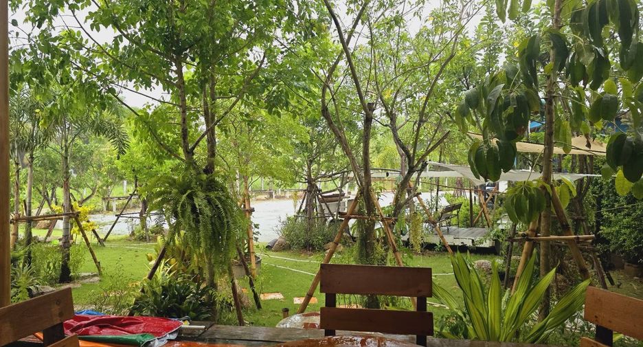 For sale and for rent 4 bedrooms house in Si Racha, Chonburi