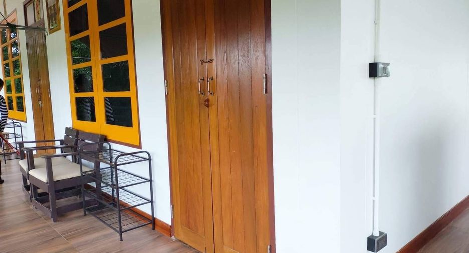 For sale and for rent 4 bedrooms house in Si Racha, Chonburi