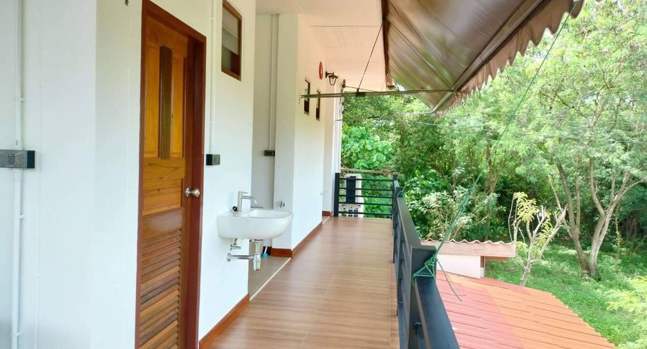For sale and for rent 4 bedrooms house in Si Racha, Chonburi