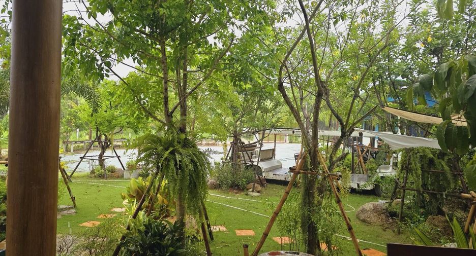 For sale and for rent 4 bedrooms house in Si Racha, Chonburi