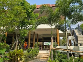 For Rent 4 Bedroom House In Si Racha, Chonburi