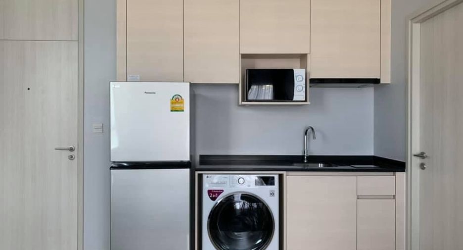 Condo en venta y en alquiler de 1 habitaciones en Huai Khwang, Bangkok