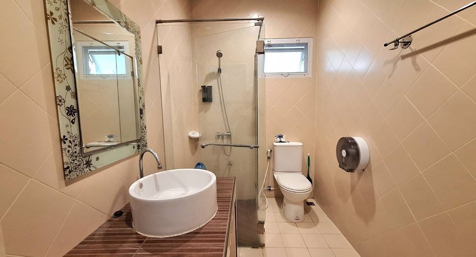 For rent 3 bedrooms villa in Hua Hin, Prachuap Khiri Khan