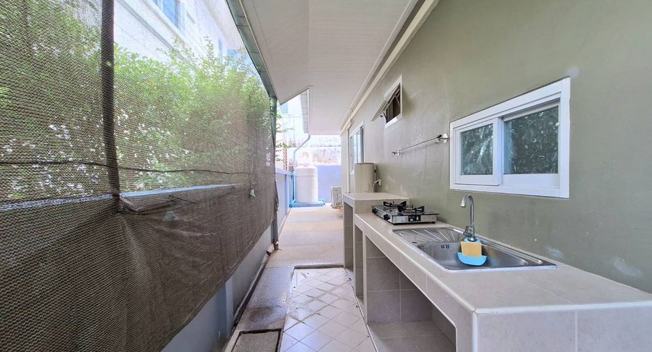 For rent 3 bedrooms villa in Hua Hin, Prachuap Khiri Khan