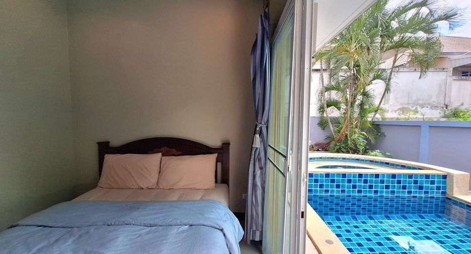 For rent 3 bedrooms villa in Hua Hin, Prachuap Khiri Khan