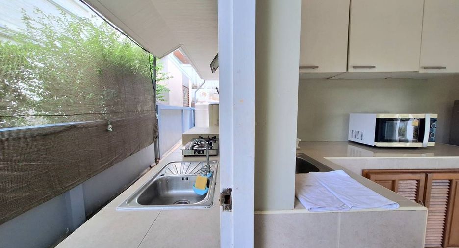 For rent 3 bedrooms villa in Hua Hin, Prachuap Khiri Khan