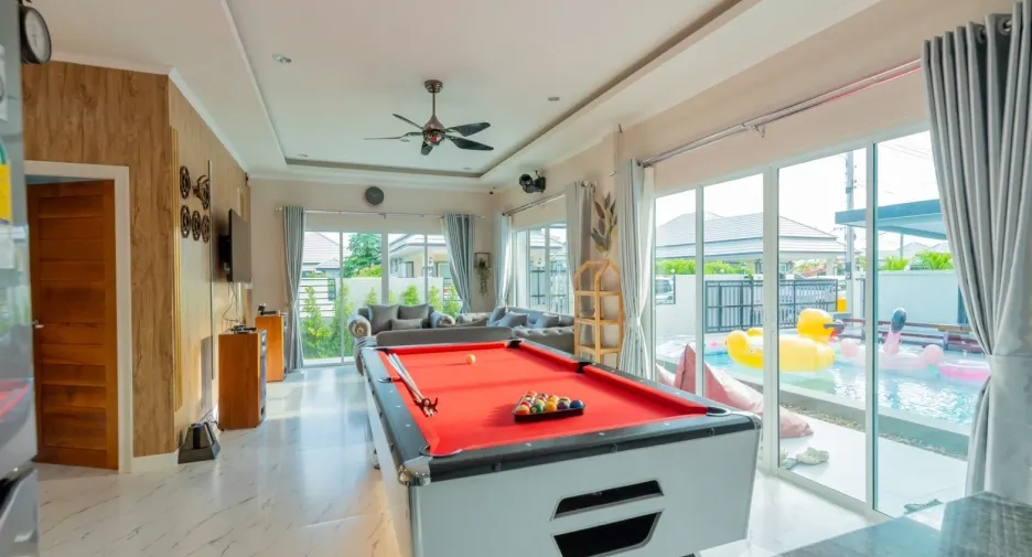 For rent 3 bedrooms villa in Hua Hin, Prachuap Khiri Khan