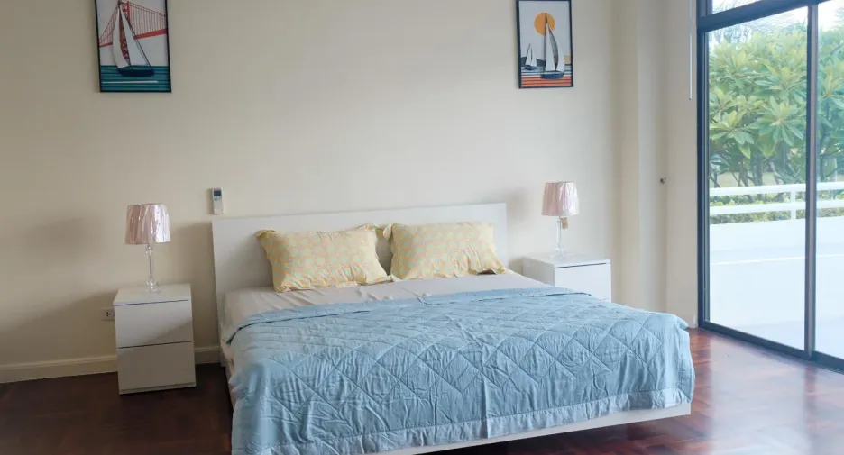 For rent 4 bedrooms condo in Bang Lamung, Chonburi