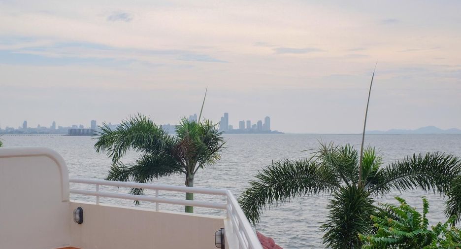For rent 4 bedrooms condo in Bang Lamung, Chonburi