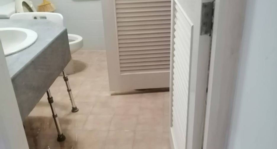 For sale 2 bedrooms condo in Suan Luang, Bangkok