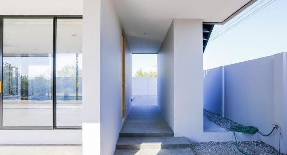 For sale 4 bedrooms house in Doi Saket, Chiang Mai