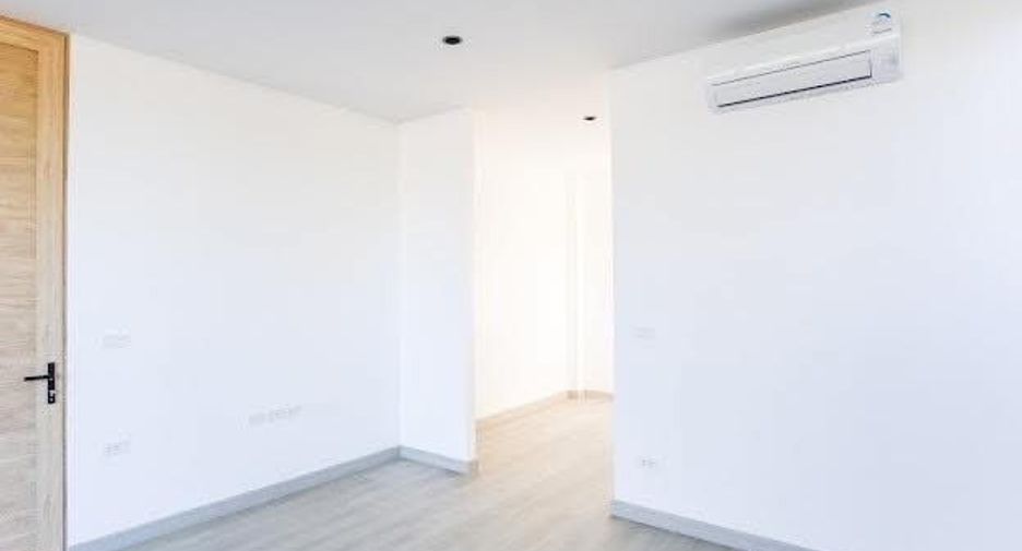 For sale 4 bedrooms house in Doi Saket, Chiang Mai